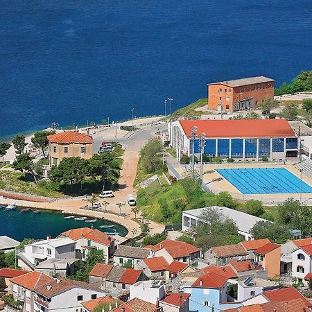 Cozy Apartment In Brodarica With Wifi Εξωτερικό φωτογραφία
