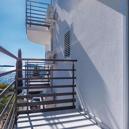 Cozy Apartment In Brodarica With Wifi Εξωτερικό φωτογραφία